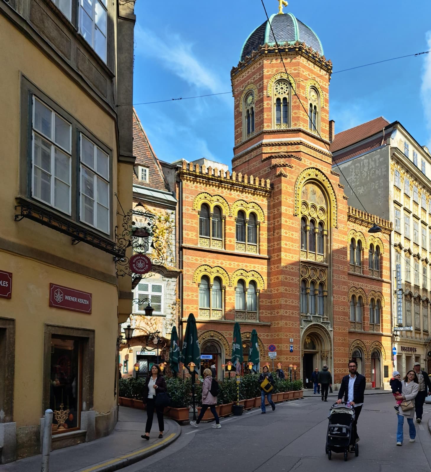 Die Griechenkirche zur Heiligen Dreifaltigkeit am Fleischmarkt in Wien