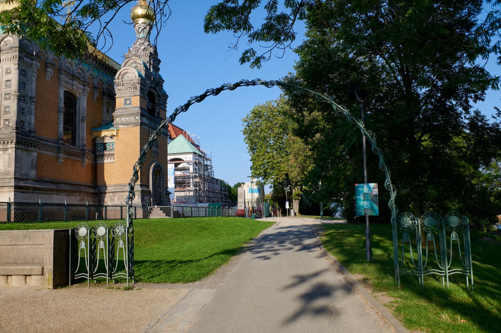 Die Russische Kapelle der heiligen Maria Magdalena auf der Mathildenhöhe in Darmstadt