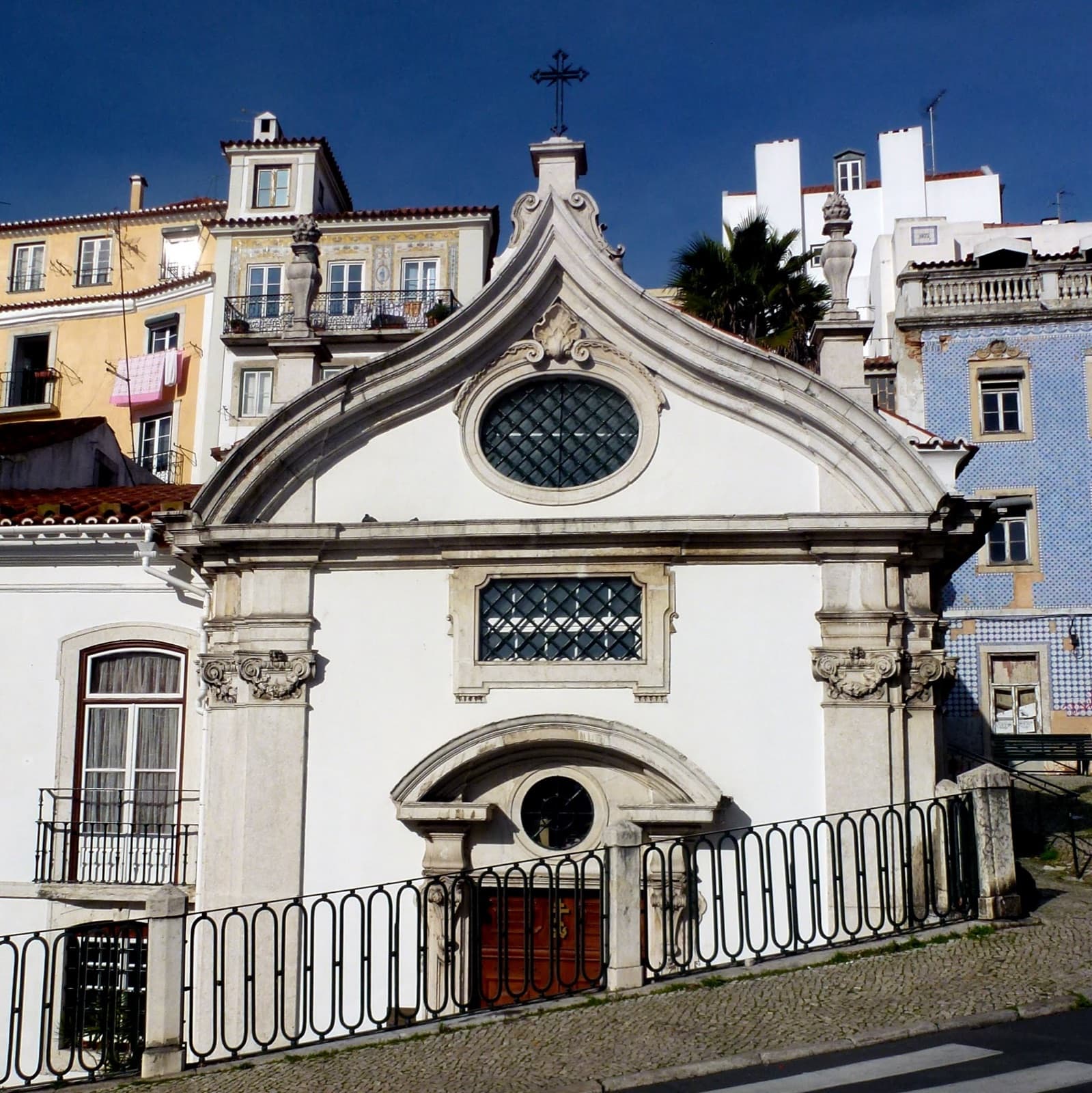 A capela de Nossa Senhora da Boa Nova, catedral ortodoxa russa de Todos os Santos, junto a Santa Apolónia, em Lisboa